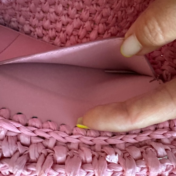 AUTHENTIC TODS RAFFIA STRAW CROCHET CLUTCH BAG PURSE LIKE NEW BARBIE PINK COLOR - Picture 7 of 16